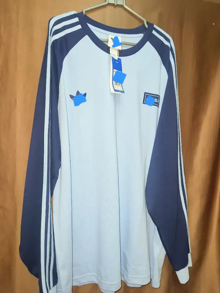 LONGSLEVE ADIDAS X OASIS 2025