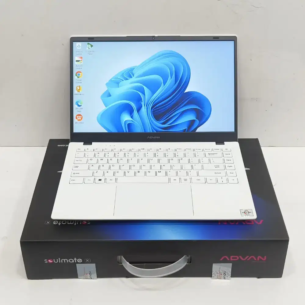 Jual cepat laptop advan soulmate x