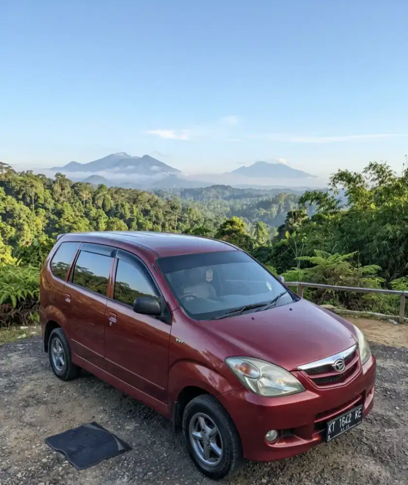 Xenia Li 1000cc 2005