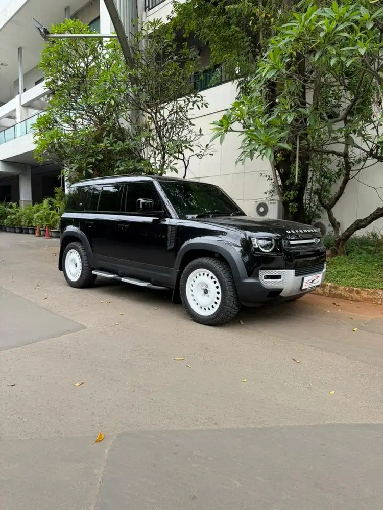 Landrover Defender 110 P300