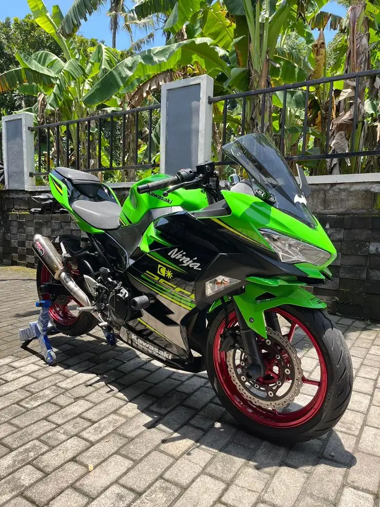 Ninja New 205fi 250CC tahun 2018 pajak bulan 10 Kunci 2 Mesin Halus