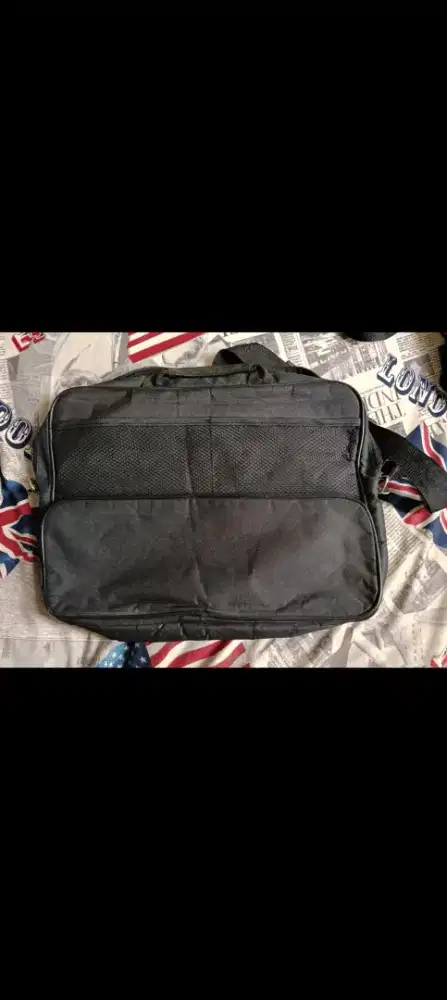 Dijual Borongan 4 Tas Laptop masih layak pakai