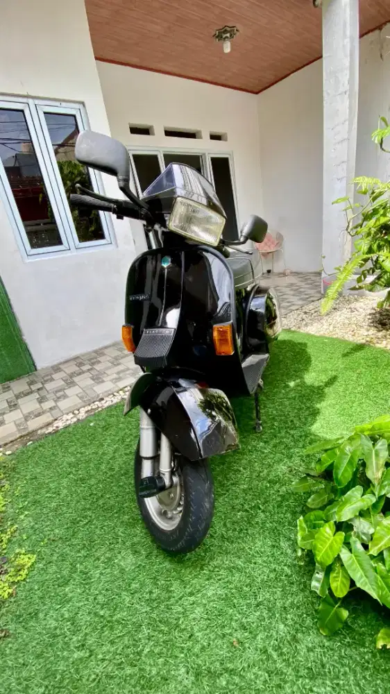 Vespa Excel ORIGINAL BLACK LUCIDO