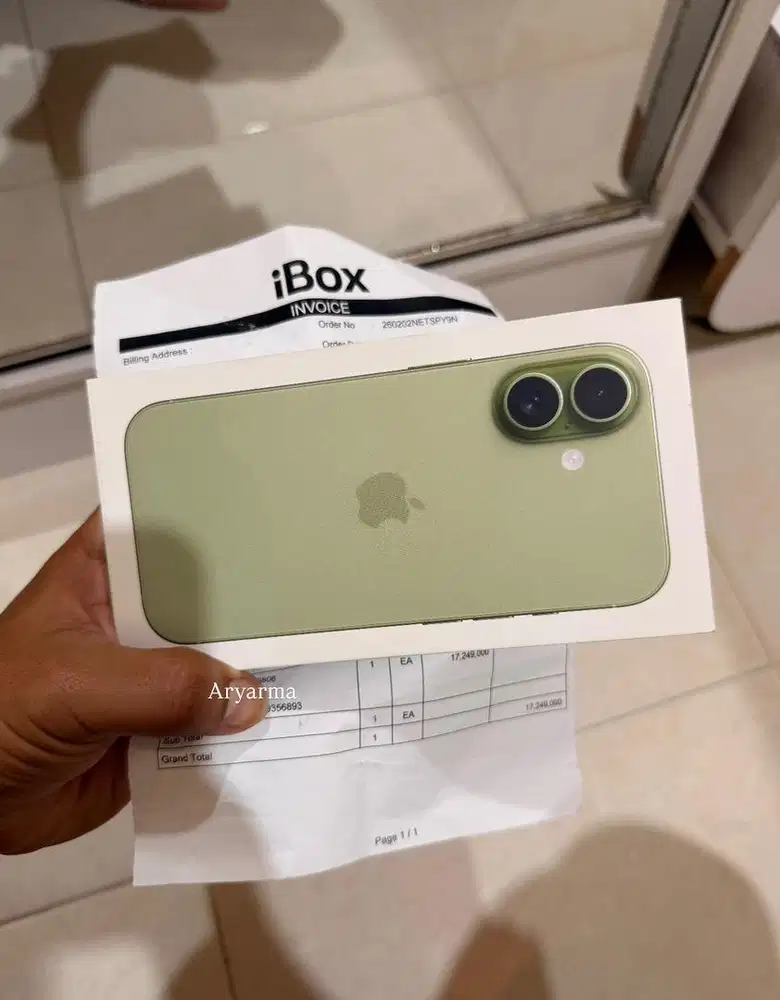 Iphone 17 basic sage 256 new baru garansi ibox