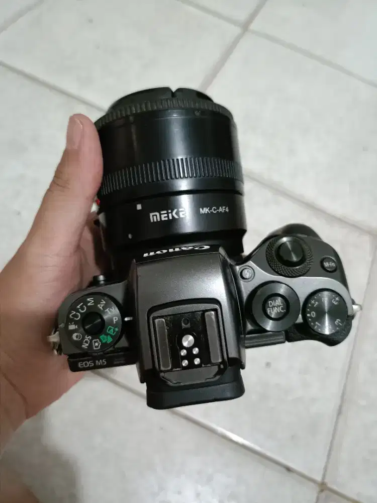 CANON M5 LENSA FIX 50MM F1.8