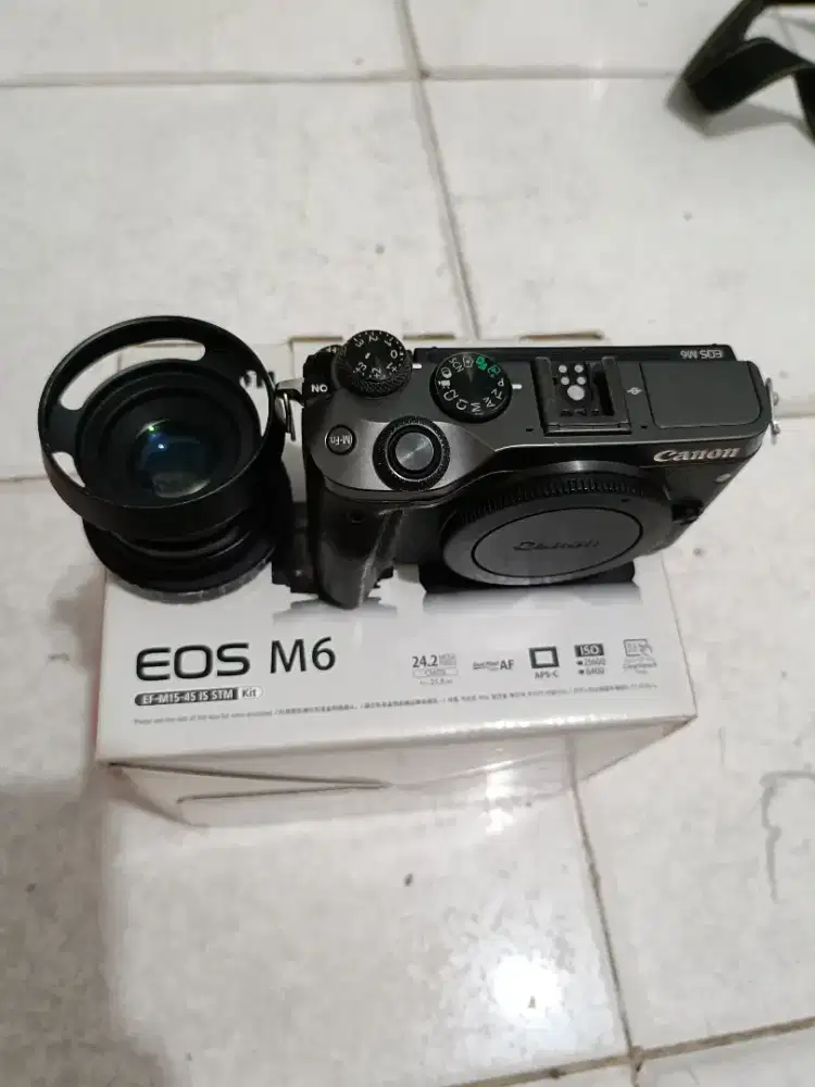 CANON M6 BONUS LENSA 35MM F1.6