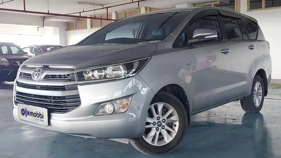 TDP 12JT, Toyota Kijang Innova 2.0 V Bensin-AT Silver 2016