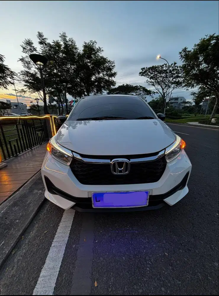 JUAL CEPAT Mobil Simpanan HONDA BRIO E MATIC (PUTIH) 2023 akhir