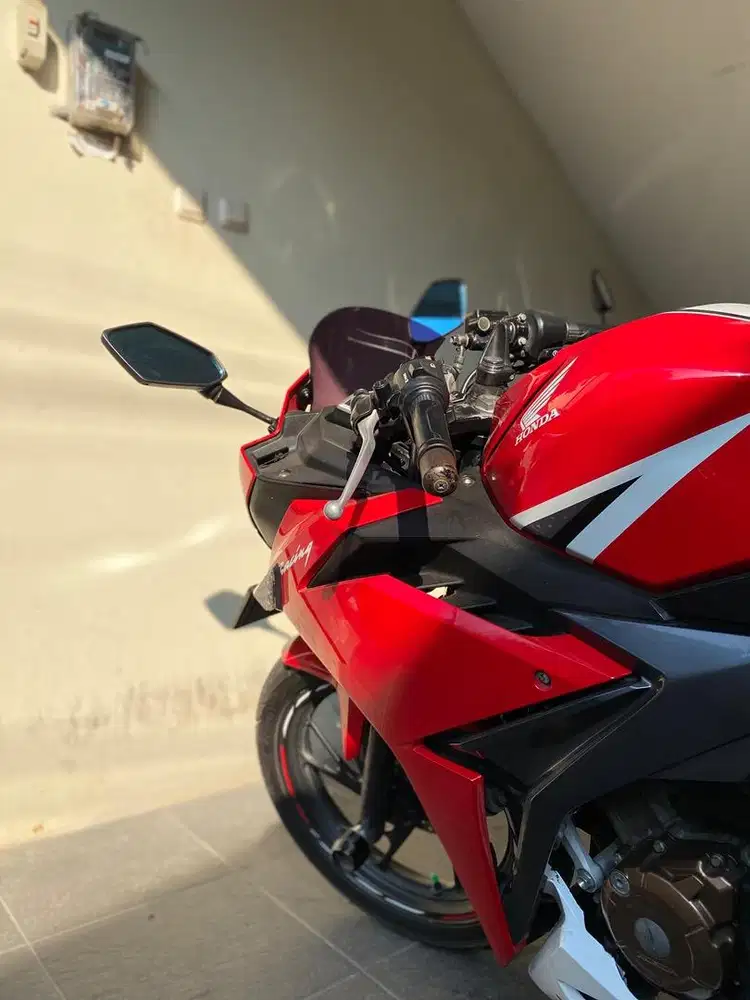 Dijual Honda CBR 150 R tahun 2017