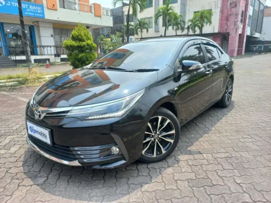 DP MURAH - Toyota Corolla Altis 1.8 V Bensin AT 2018 Hitam