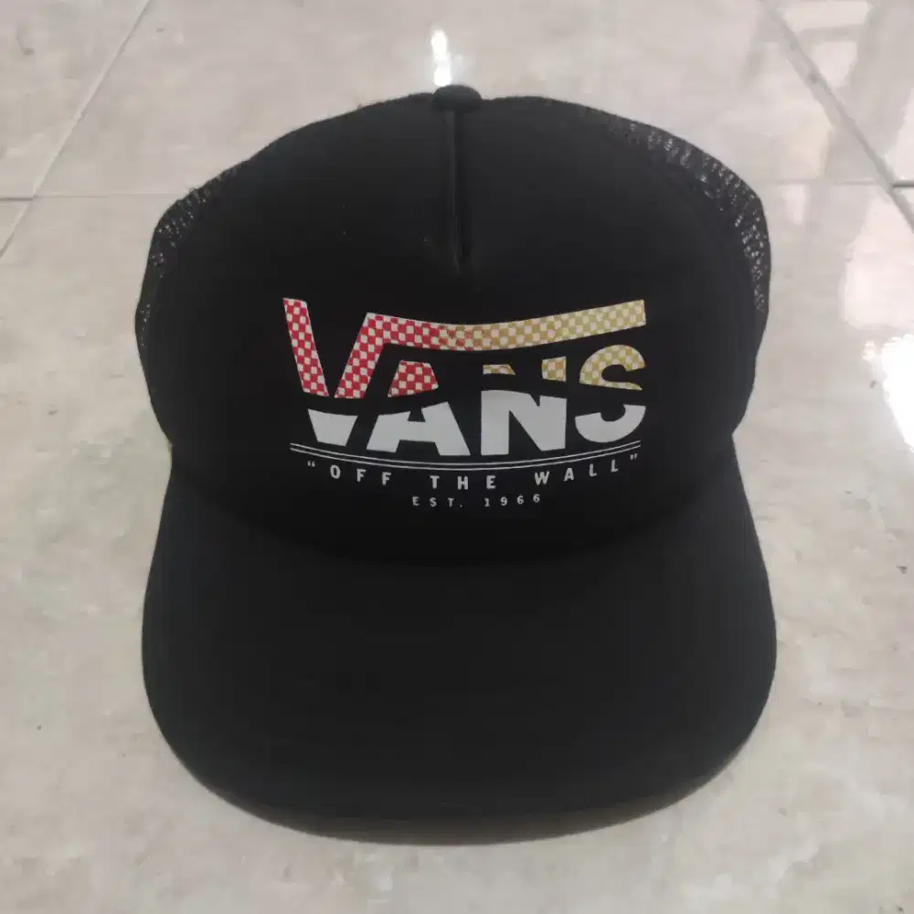 Trucker Hat Vans Off The Wall Lawn Party