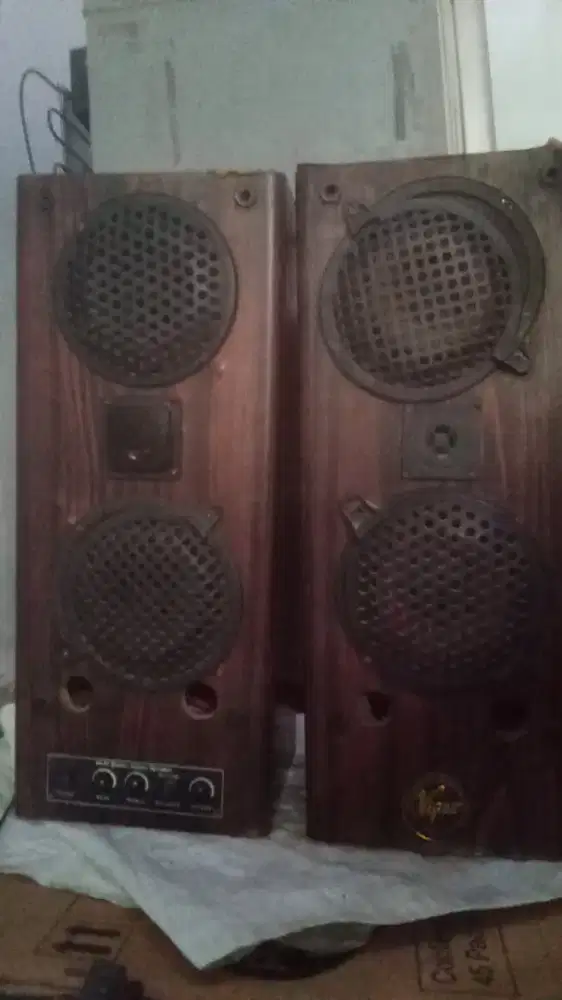 Speaker aktif merk Viper