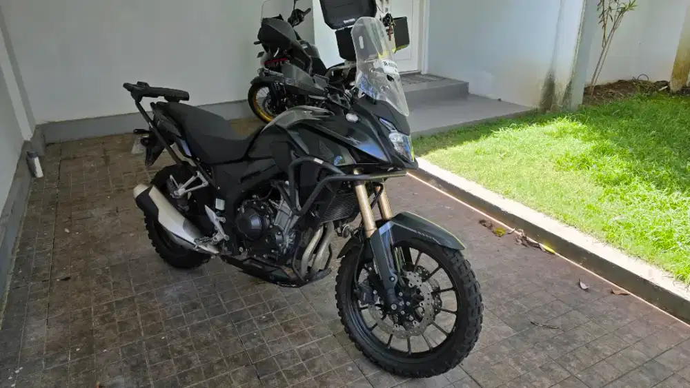 Honda CB500X 2024