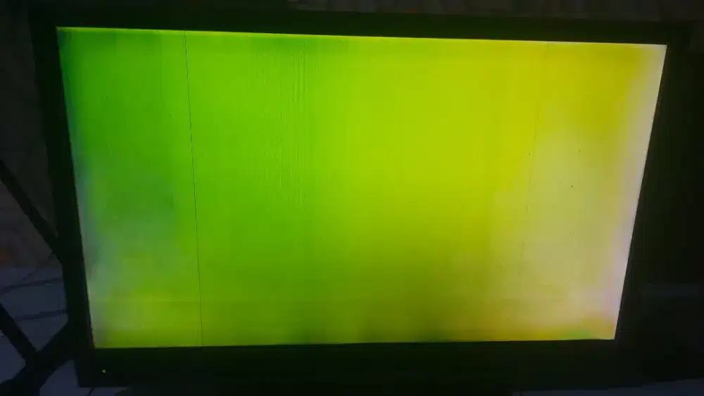 TV Sharp LED 32 inchi rusak