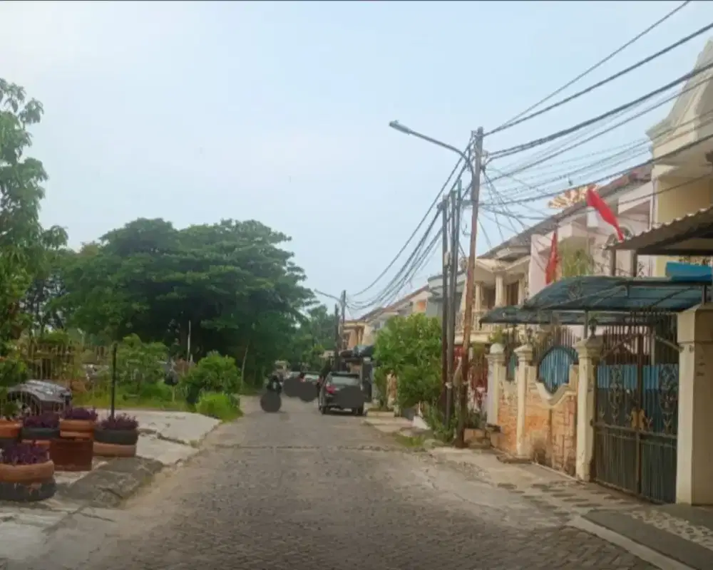 Dijual Rumah 2 Lantai Taman Palem Lestari