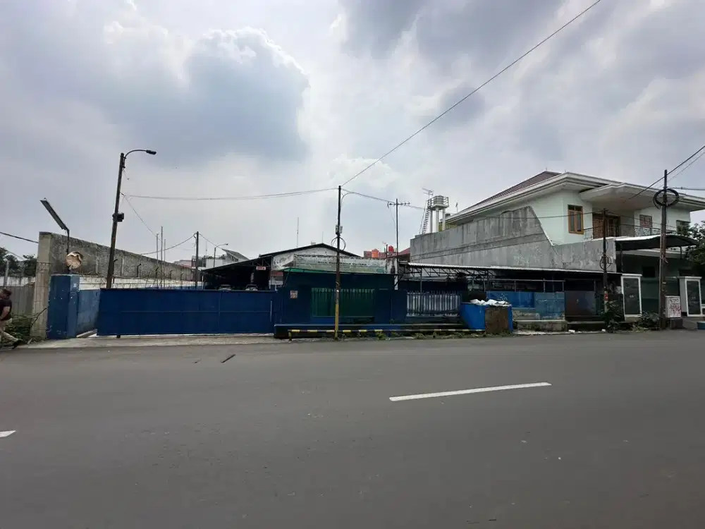 GUDANG PREMIUM JL. RAWA DOMBA, DUREN SAWIT - STRATEGIS & SIAP OPERASIONAL!