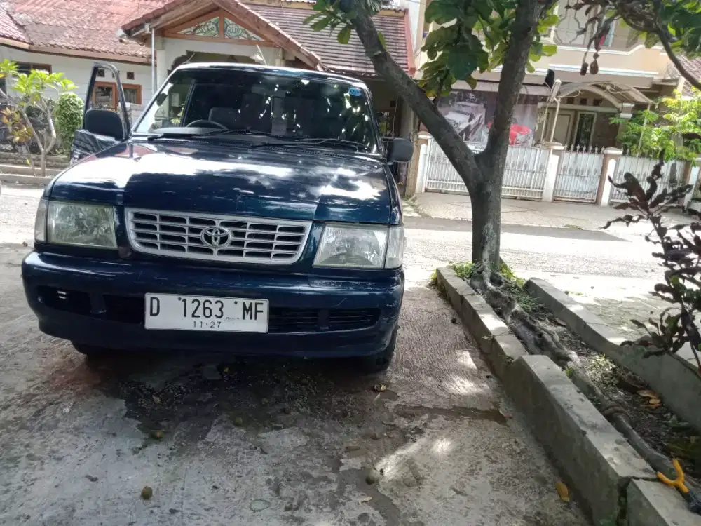 Toyota kijang super SX th 2000 manual D bdg
