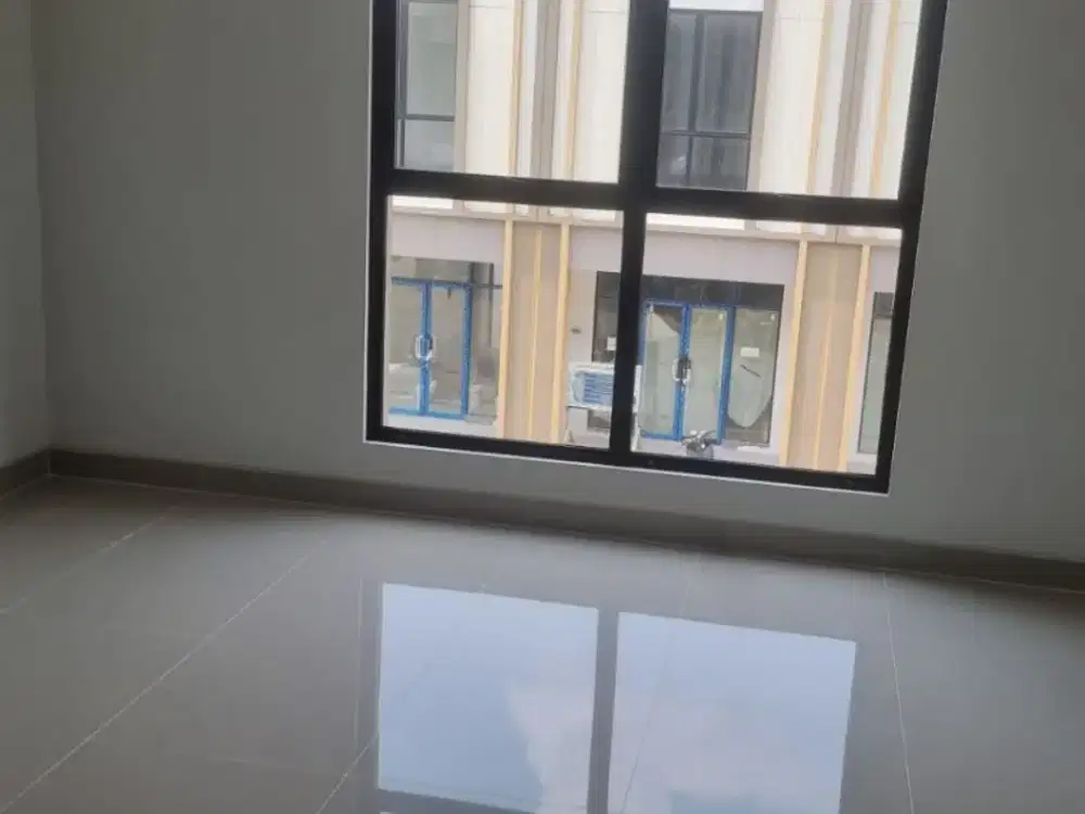 DISEWAKAN CEPAT RUKO 2 LANTAI ILLAGO GADING SERPONG, TANGERANG SELATAN