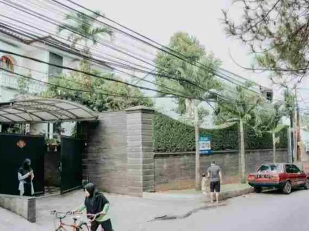 Jual Cepat Rumah Semi Furnish Siap Huni Luas 850m² di Sukajadi Bandung