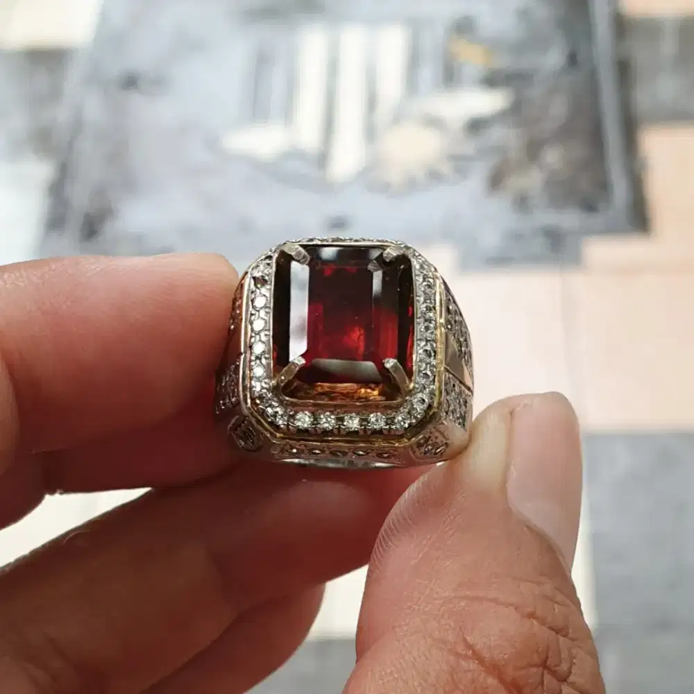 Natural Hessonite Garnet 5.02 crt