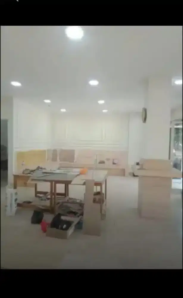 Jasa tukang bangunan harian dan borongan