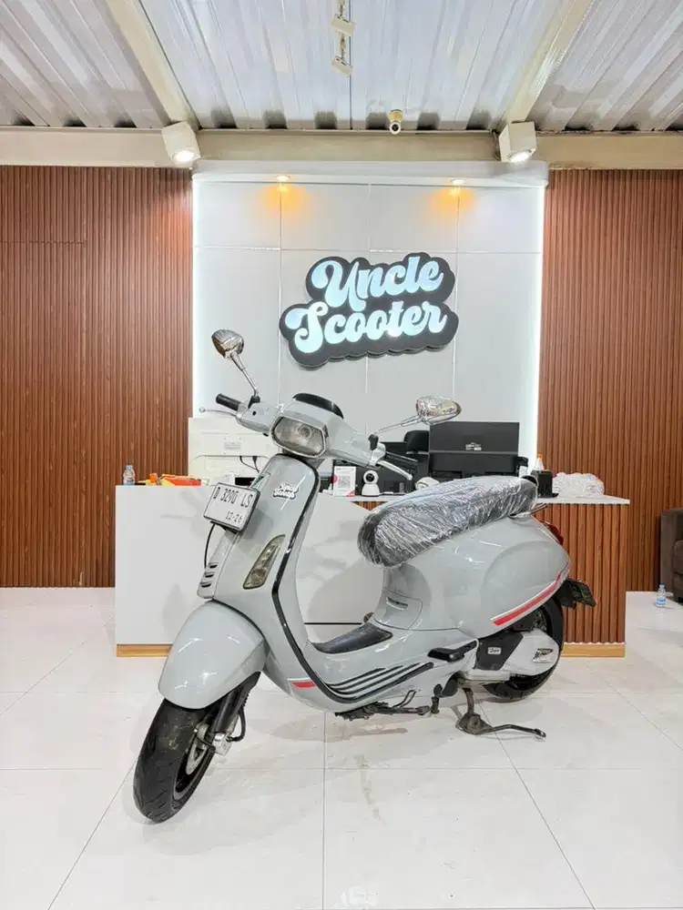Vespa Sprint 150 iGet Abs Facelift Tahun 2016 Grey Avio