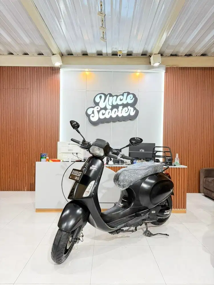 Vespa Sprint Notte 150 iGET Abs Facelift Limited Edition Tahun 2019
