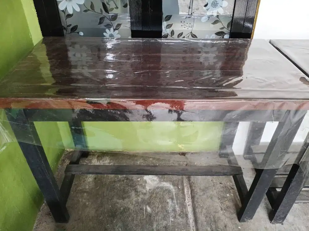 Meja Kayu Second Murah