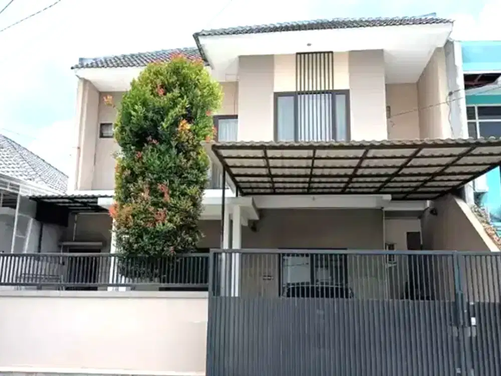 HUNIAN NYAMAN & TERAWAT 2 LANTAI DI TENGGILIS UTARA DEKAT JEMURSARI