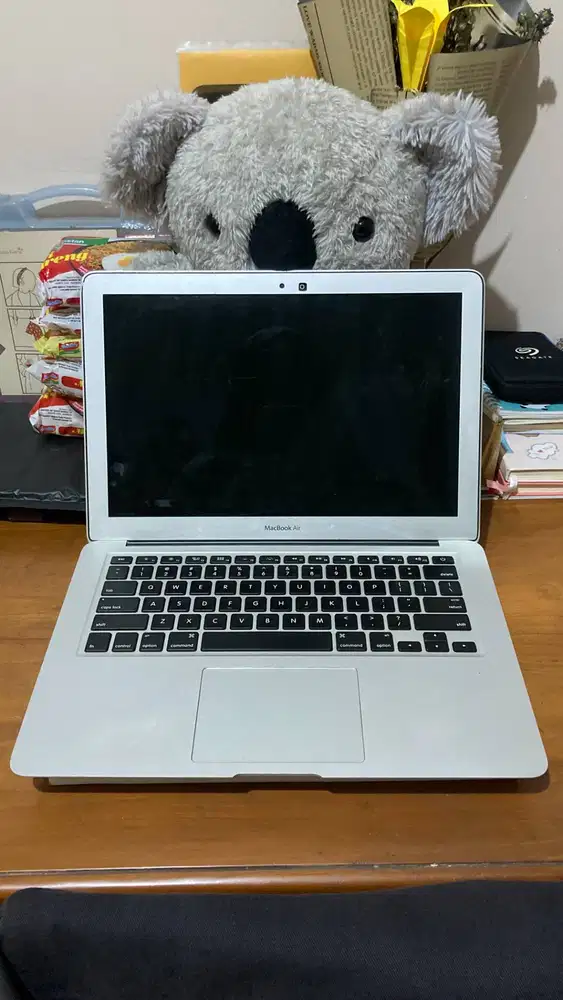 MacBook Air Early 2015 13 Inch – Core i7/8GB/SSD 512GB