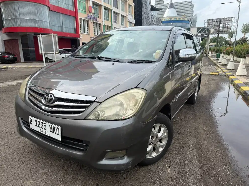 Jual Kijang innova G 2.0 Luxury 2011