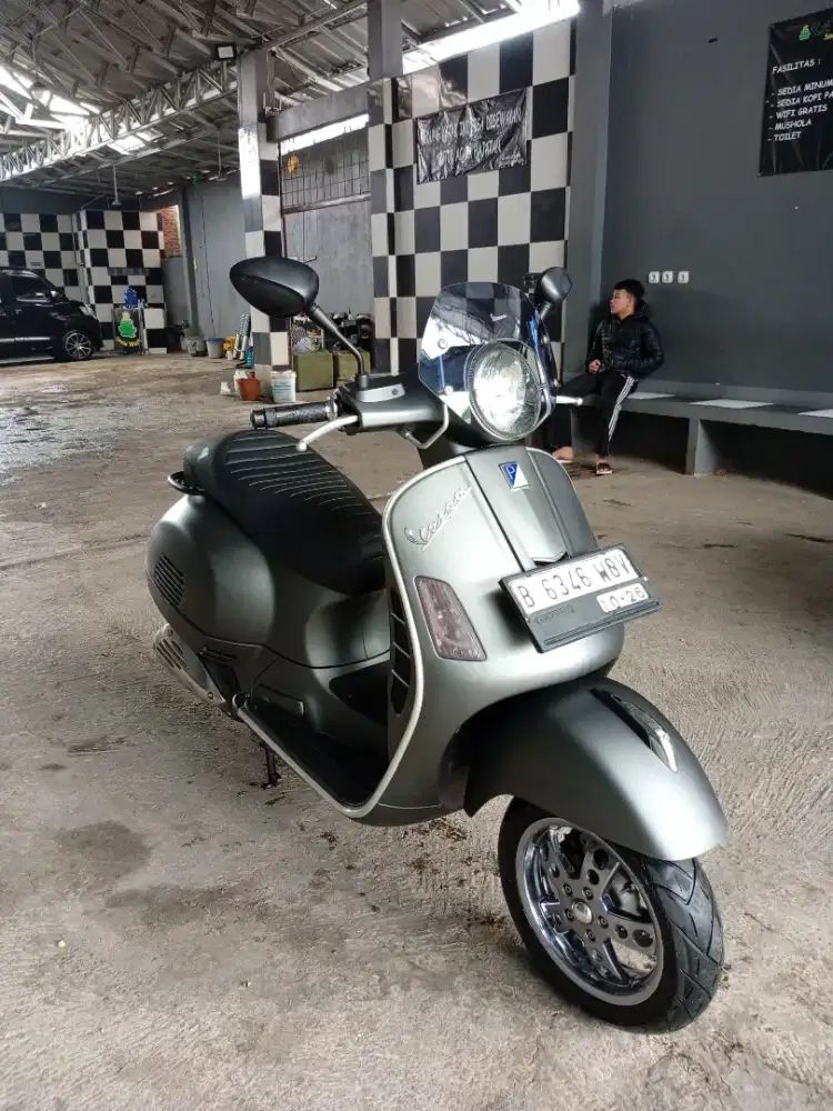 Piaggo Vespa GTS 150 3v ie