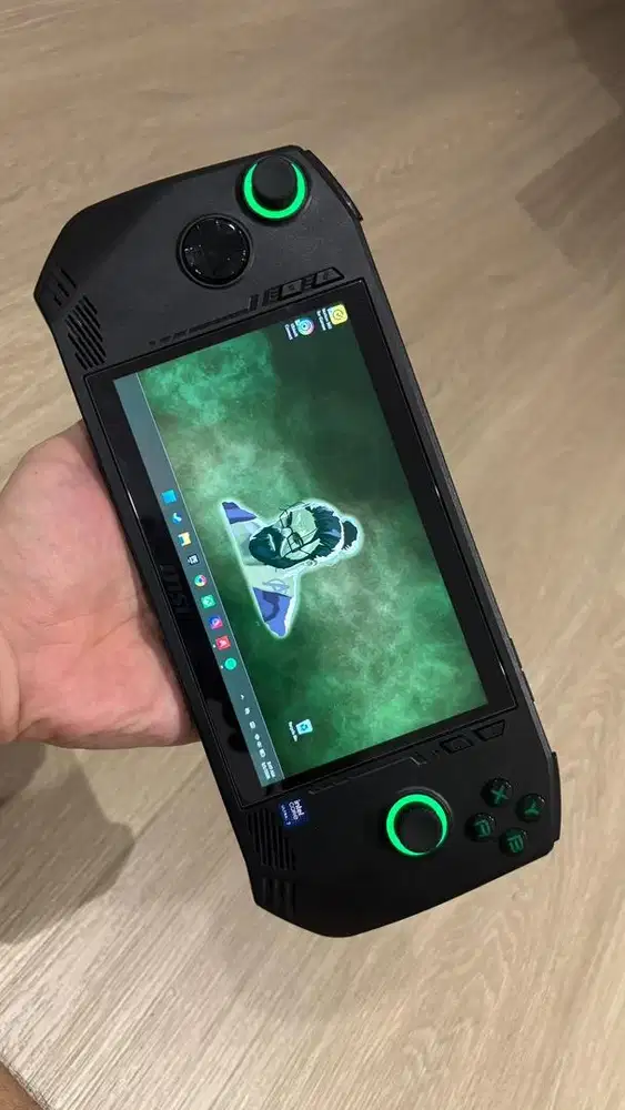 MSI Claw A1M Intel Ultra 7-155H Intel Arc 16 GB 7 inch FHD 120Hz