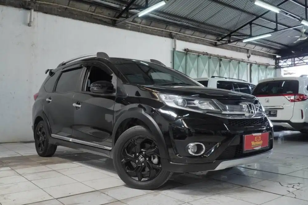 Honda BRV 1.5 E CVT tahun 2017 hitam BR-V Matic AT DP minim
