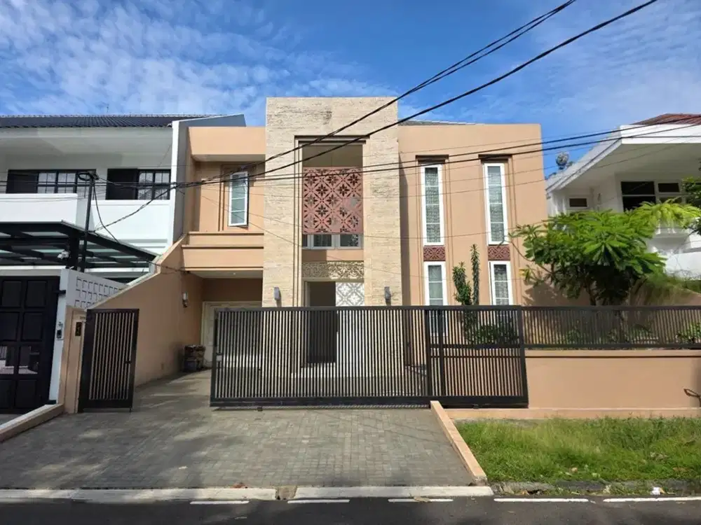 Pondok Indah Lokasi Depan Taman Jarang Jual