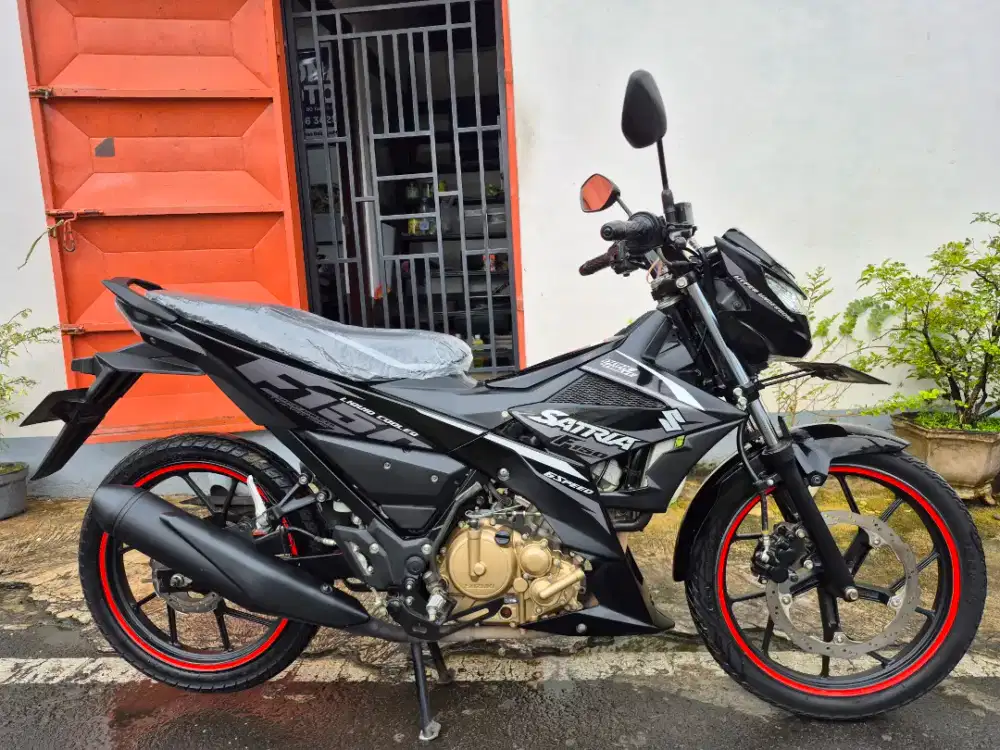 Suzuki Satria 150 injeksi ‼️, Th 2016 , Low KM
