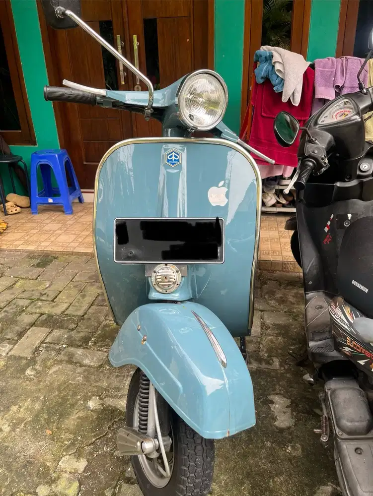 Vespa Super tahun 1972
