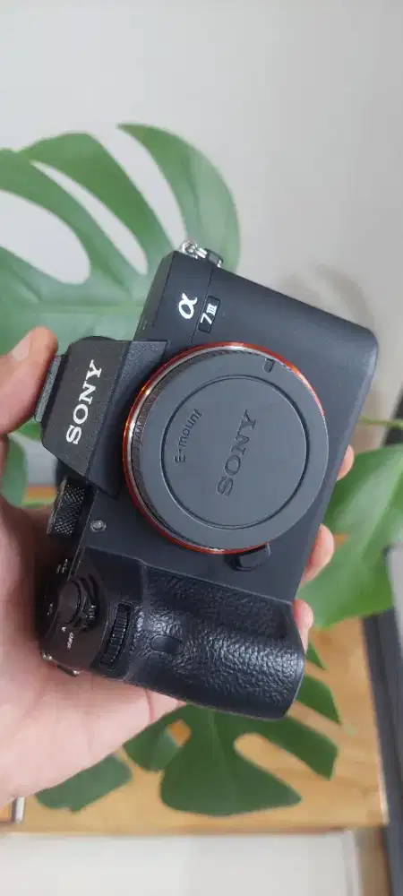 SONY A7III BODY ONLY LIKE NEW FULLSET