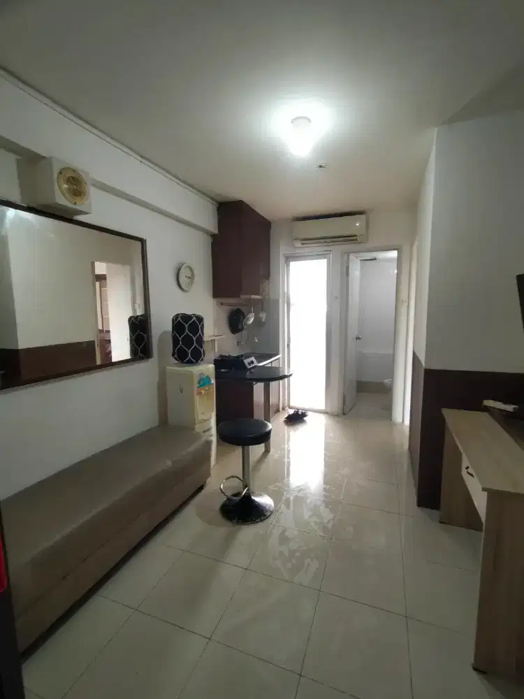 Jual 2 BR semi Furnished, SHM, Alamanda tower, Apartemen Bassura