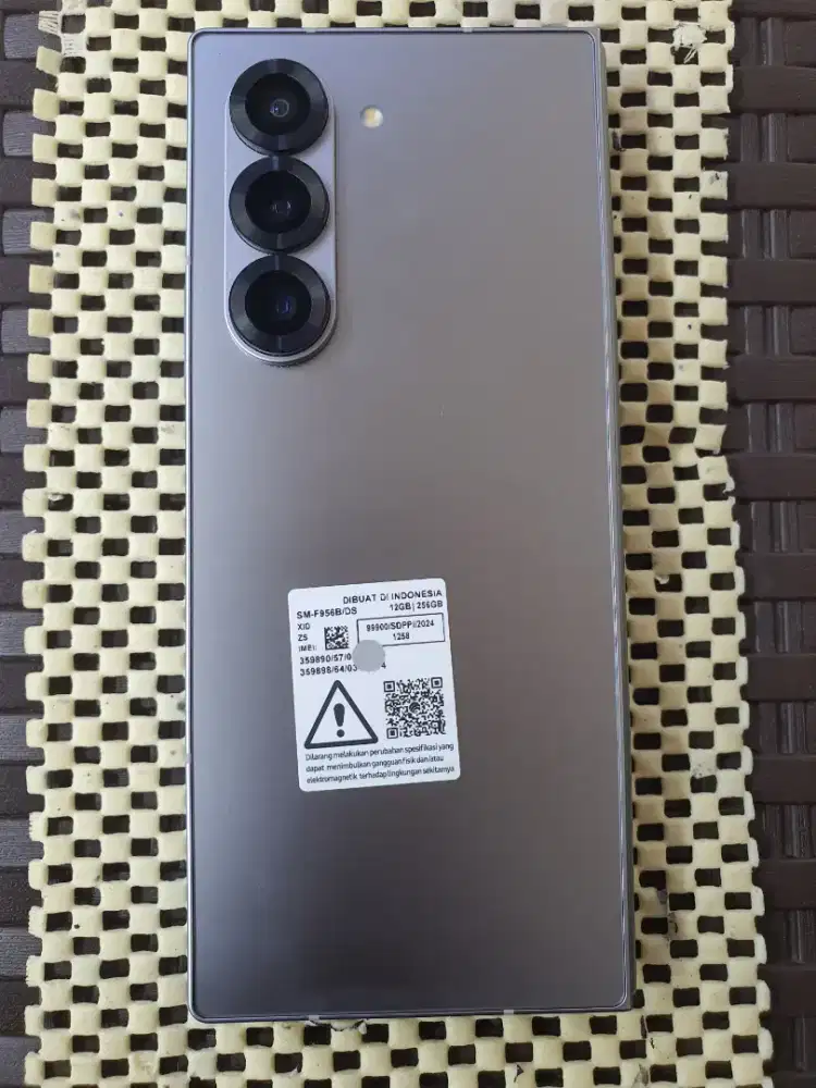 Samsung Z FOLD 6 256GB SEIN NORMAL MULUS