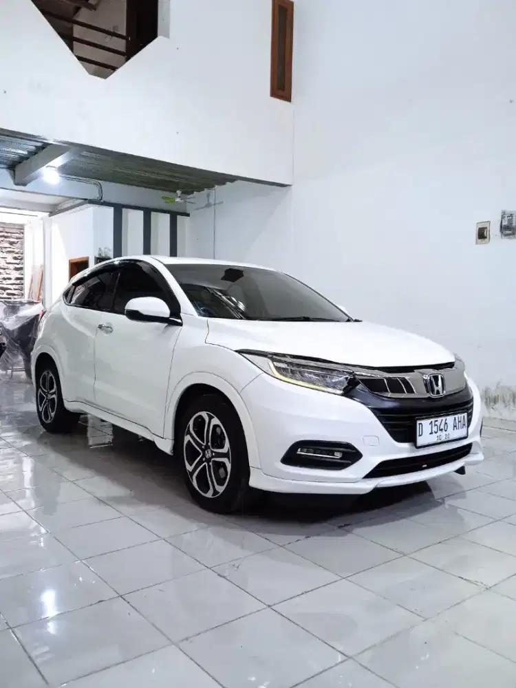 Bismillah jual Honda HR-V. SE. Cvt. 2018.putih.no.D.