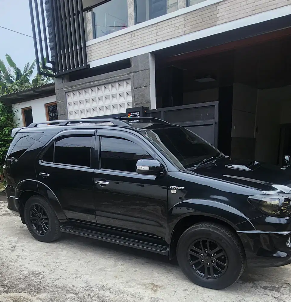 Toyota Fortuner 2007 Bensin