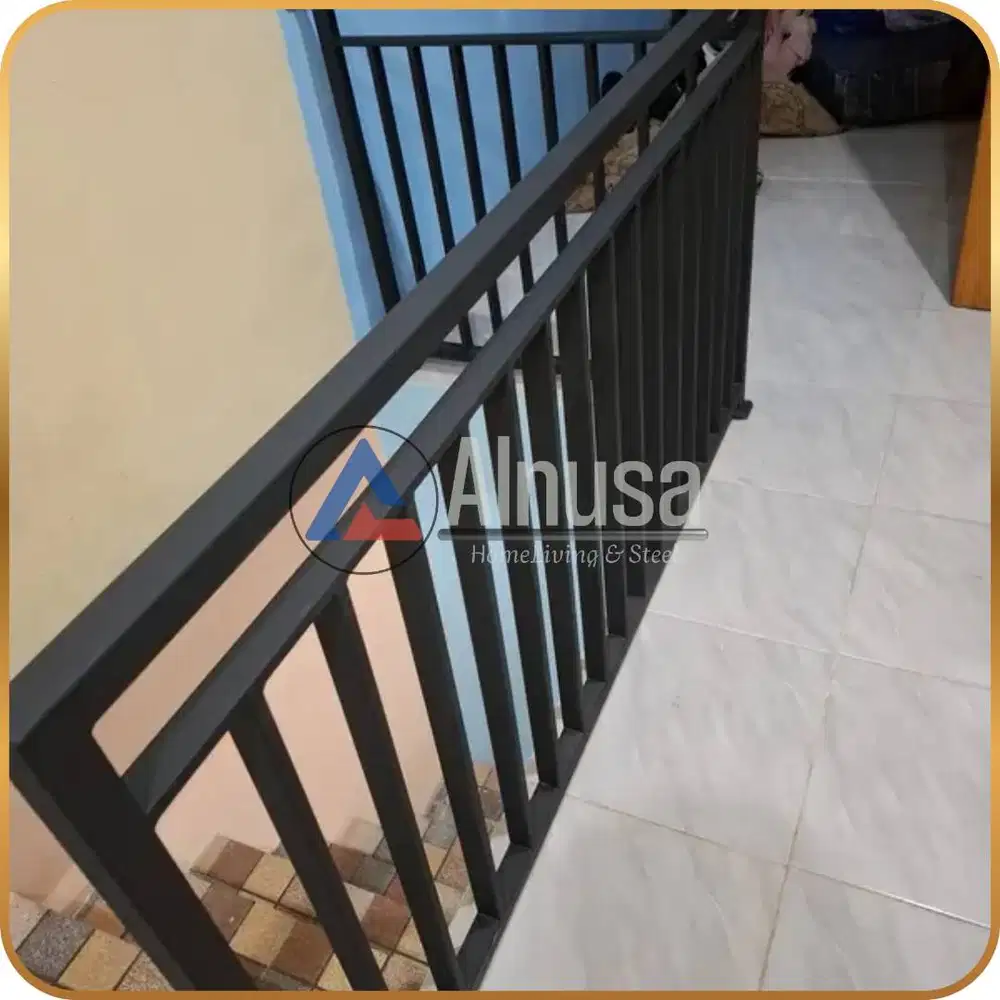 railing tangga balkon, pagar minimalis.galvanis . holo 4x4. holo 2x4