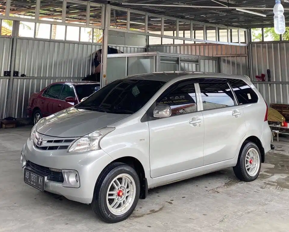 Toyota All New Avanza E Up G Low KM Antik