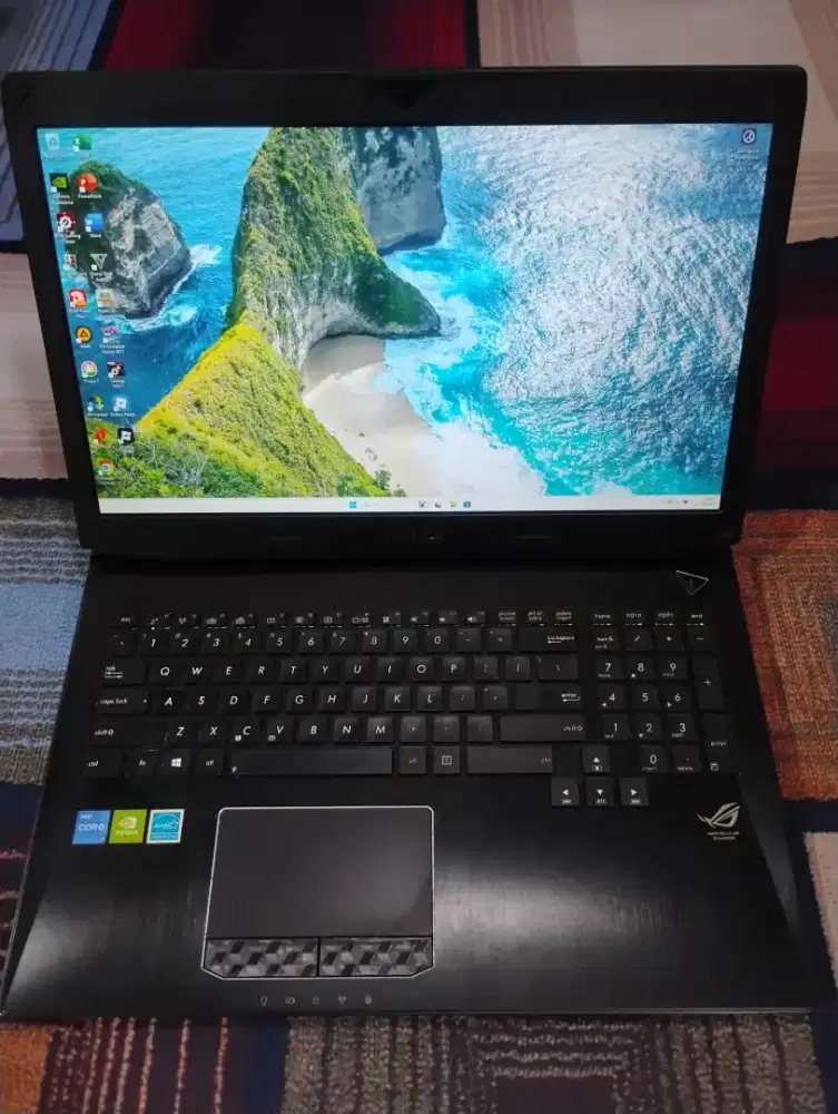 LAPTOP ASUS ROG 17 FHD i7 SSD DUAL VGA NVIDIA GTX