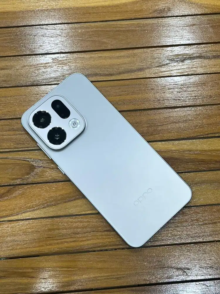 Oppo Find X9 256 GB Titanium Grey