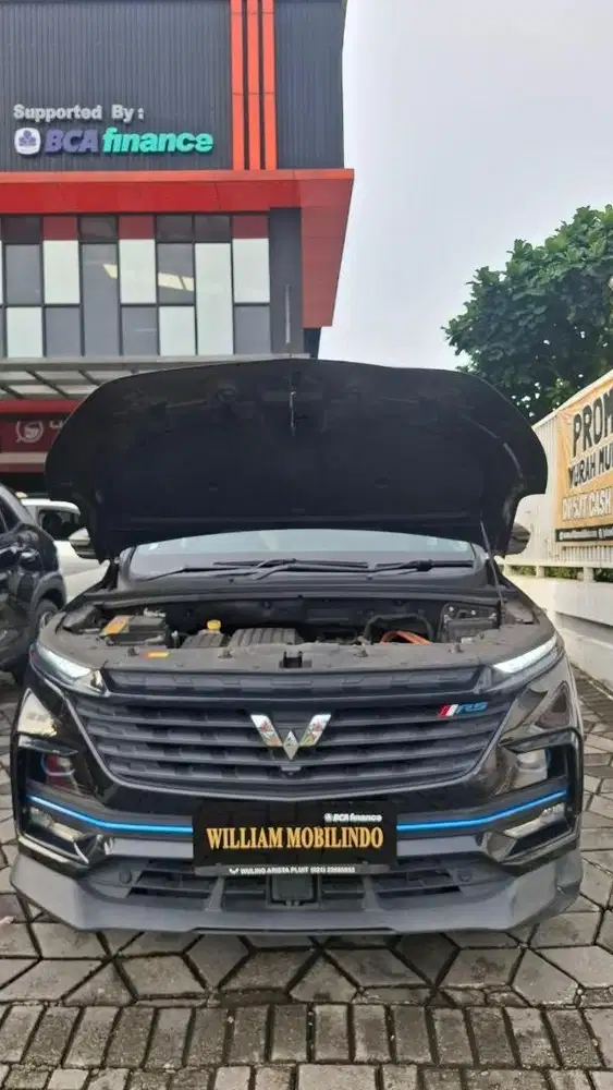 Wuling Almaz hybrid tahun 2023