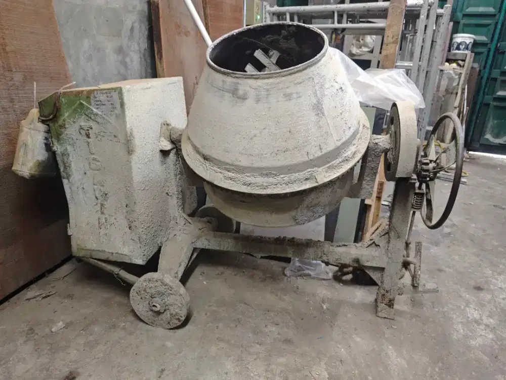 Mesin molen Tiga Roda