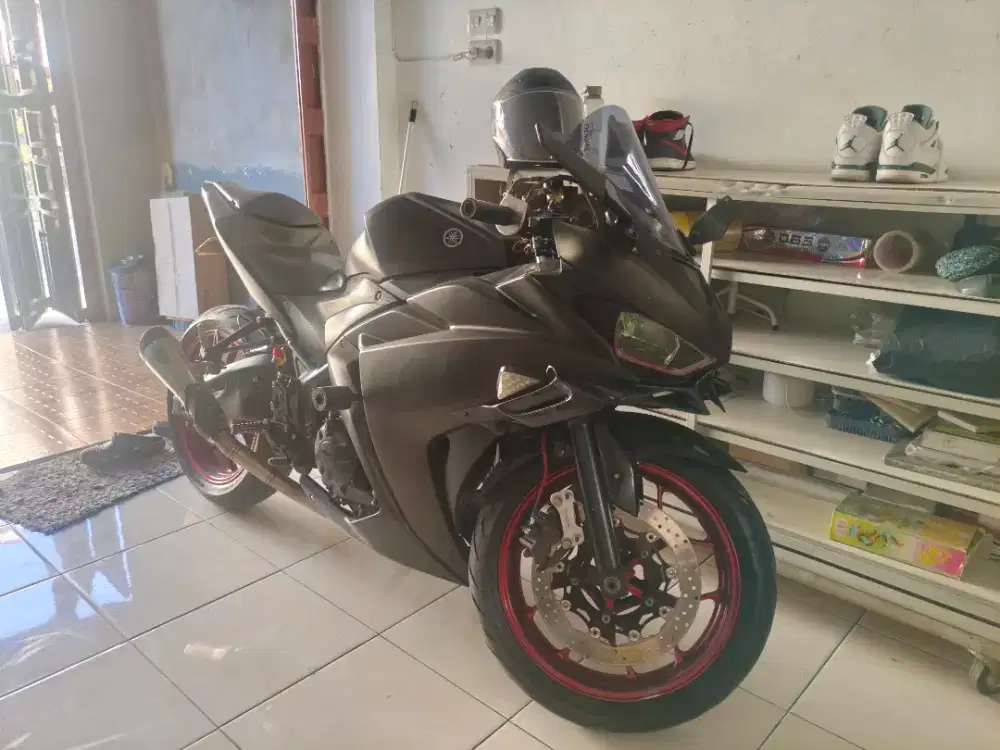 YAMAHA YZF-R25 2016