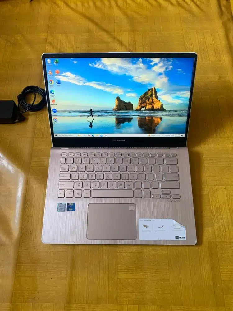 Laptop Asus Vivobook S14 X430UA